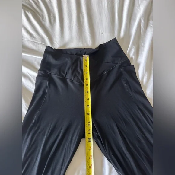 OFFLINE by Aerie Real Me Xtra Crossover Leggings - XL - Black - Pocket 7/8 - Picture 3 of 12